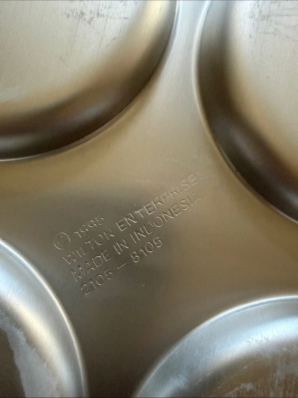 Wilton baking pan
